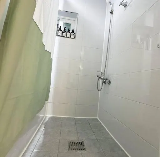 Clean & New - Songridan-gil, Seokchon Lake, Lotte World, Kspo Dome, Olympic Park, River, Asan Hospital, Coex *